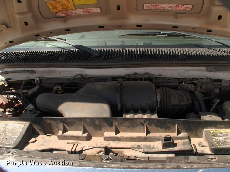 image for item DP9292 2009 Ford Econoline E450 shuttle bus