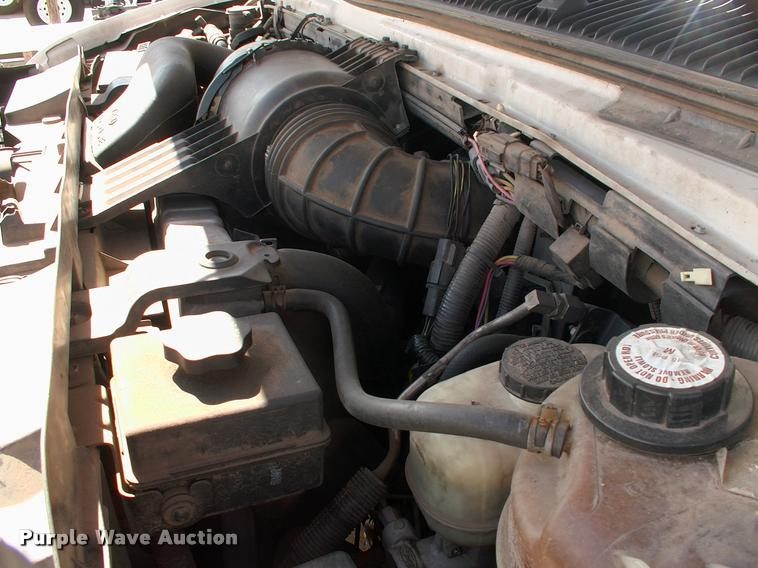 image for item DP9292 2009 Ford Econoline E450 shuttle bus