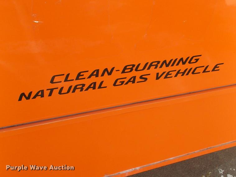 image for item DP9292 2009 Ford Econoline E450 shuttle bus