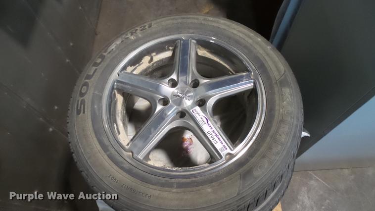 image for item DT9515 (4) American Racing tires and wheels