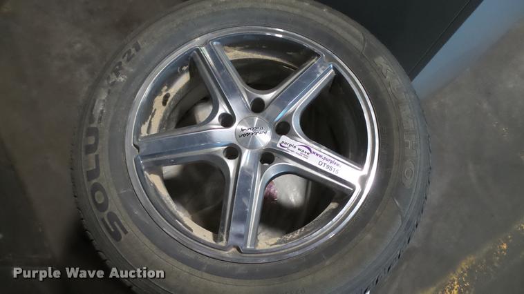 image for item DT9515 (4) American Racing tires and wheels