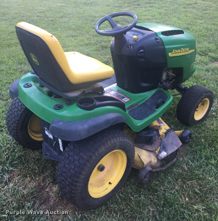 image for item G1118 John Deere L130 riding lawn mower