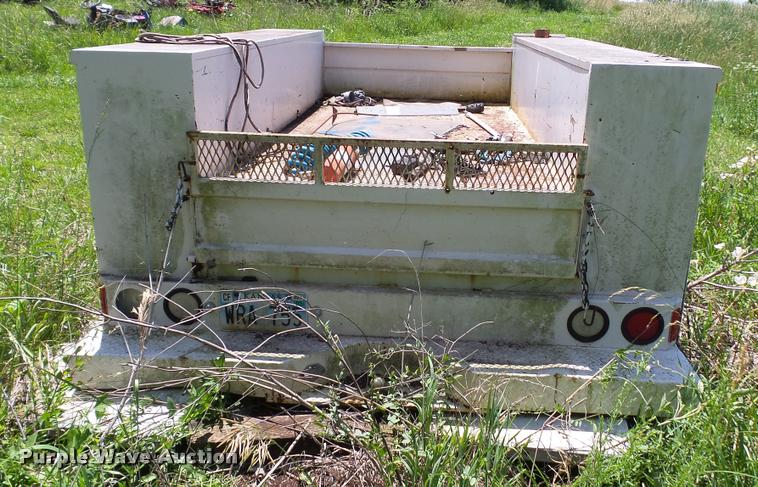 image for item J2502 Stahl utility bed