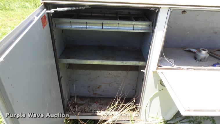 image for item J2502 Stahl utility bed