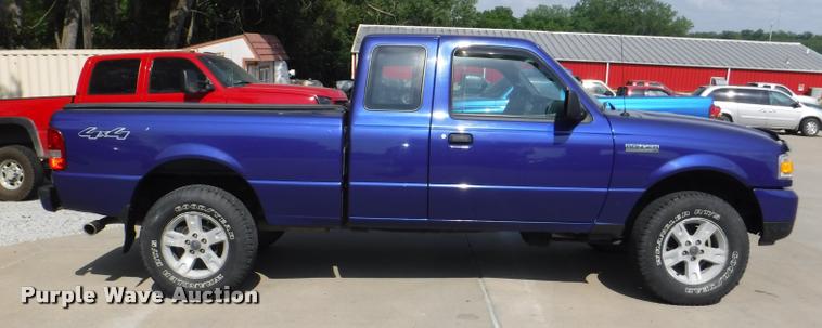 image for item J5688 2006 Ford Ranger XLT pickup truck