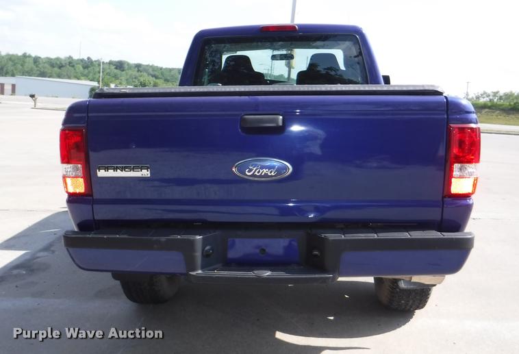 image for item J5688 2006 Ford Ranger XLT pickup truck