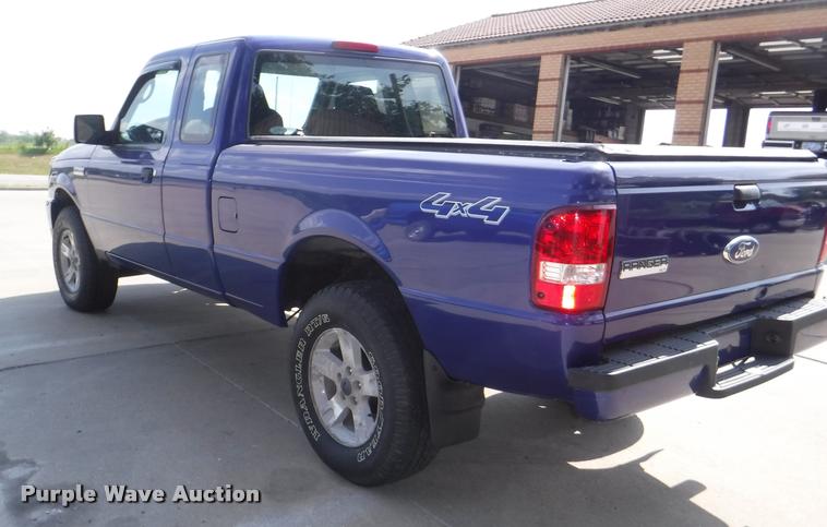 image for item J5688 2006 Ford Ranger XLT pickup truck