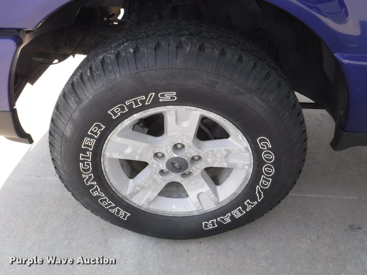 image for item J5688 2006 Ford Ranger XLT pickup truck