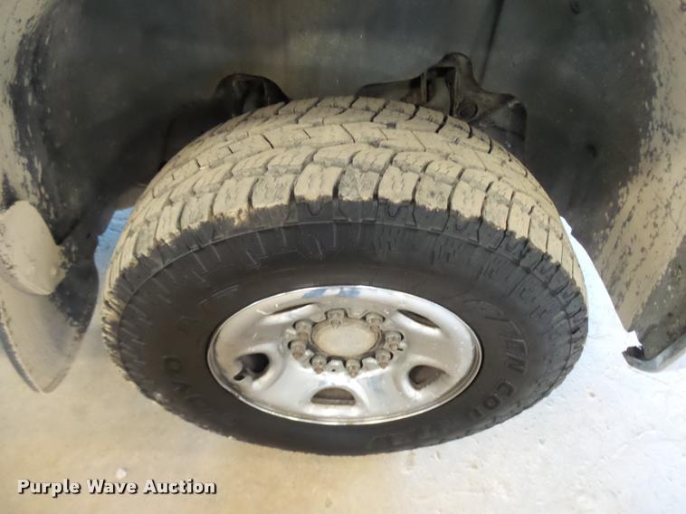 image for item K1889 2007 Chevrolet Silverado 2500HD Ext. Cab pickup truck