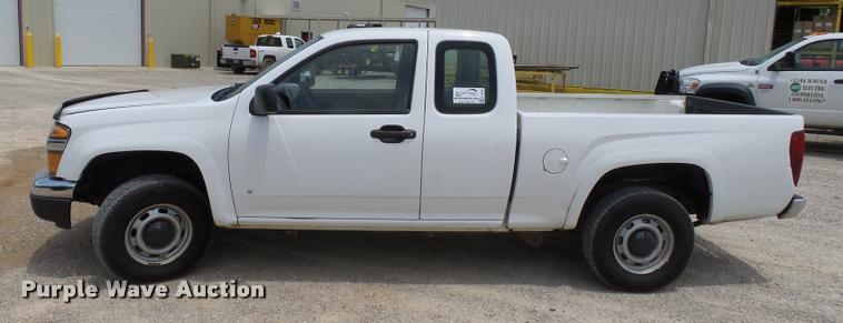 image for item K3269 2008 GMC Canyon Ext. Cab pickup truck