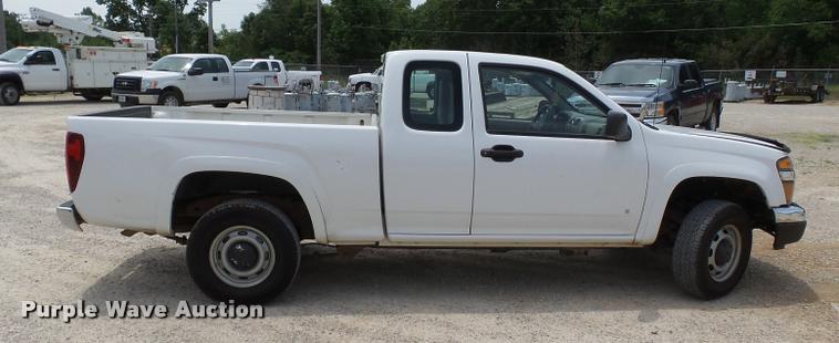 image for item K3269 2008 GMC Canyon Ext. Cab pickup truck