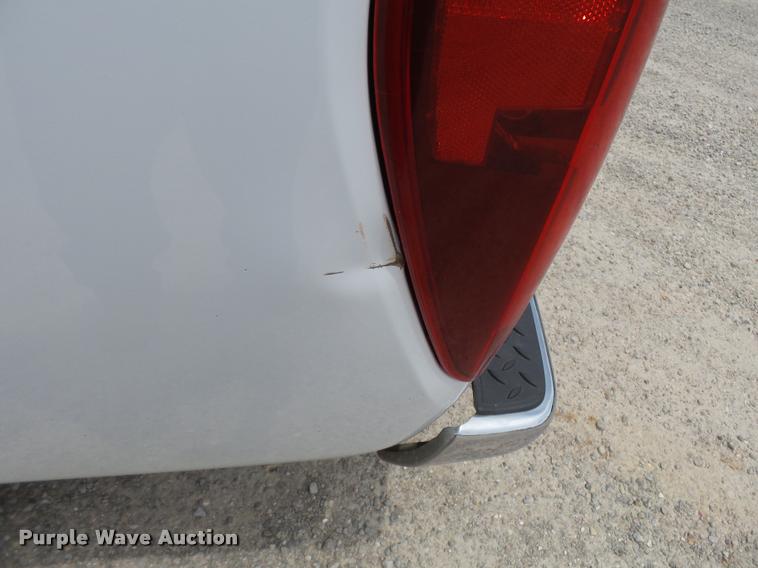 image for item K3269 2008 GMC Canyon Ext. Cab pickup truck