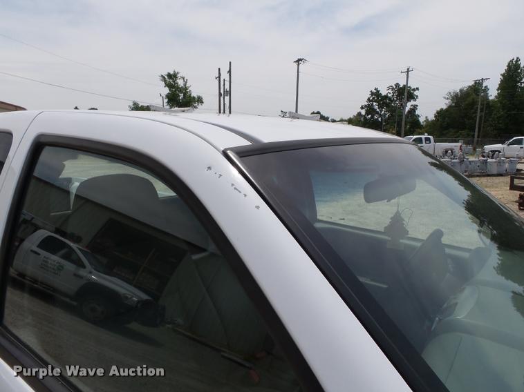 image for item K3269 2008 GMC Canyon Ext. Cab pickup truck