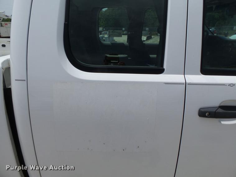 image for item K3270 2009 Chevrolet Silverado 1500 Ext. Cab pickup truck