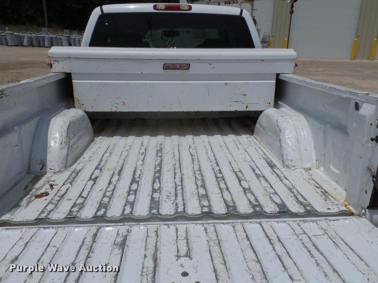 image for item K3271 2006 Chevrolet Silverado 1500 Ext. Cab pickup truck