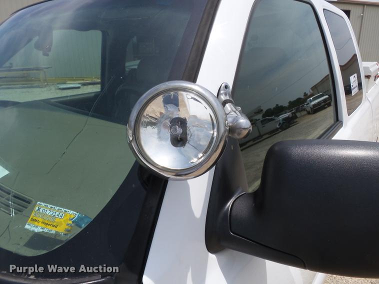 image for item K3271 2006 Chevrolet Silverado 1500 Ext. Cab pickup truck