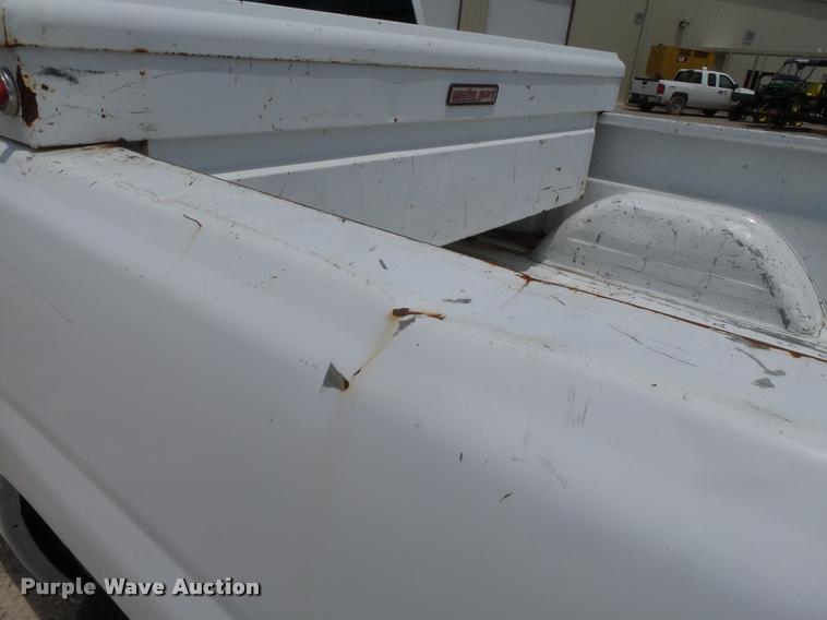 image for item K3271 2006 Chevrolet Silverado 1500 Ext. Cab pickup truck