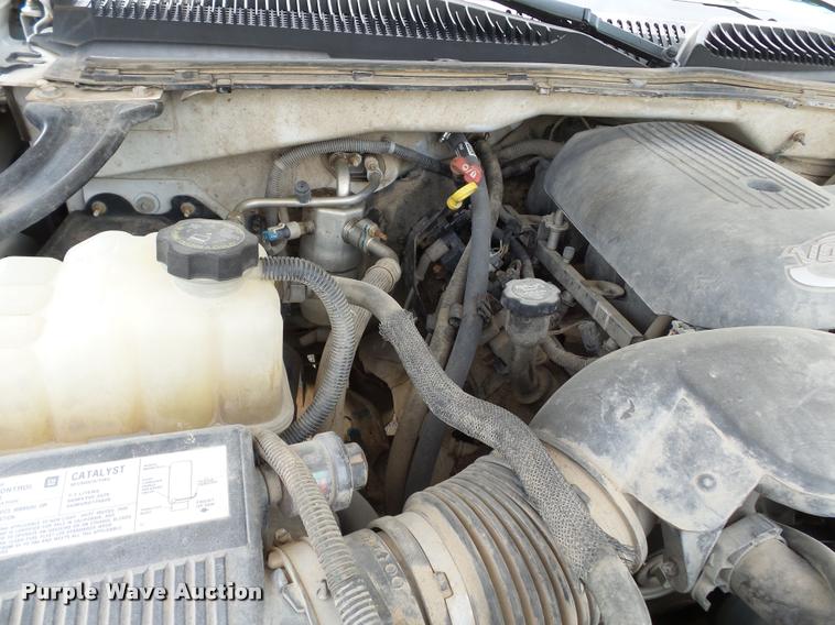 image for item K3271 2006 Chevrolet Silverado 1500 Ext. Cab pickup truck