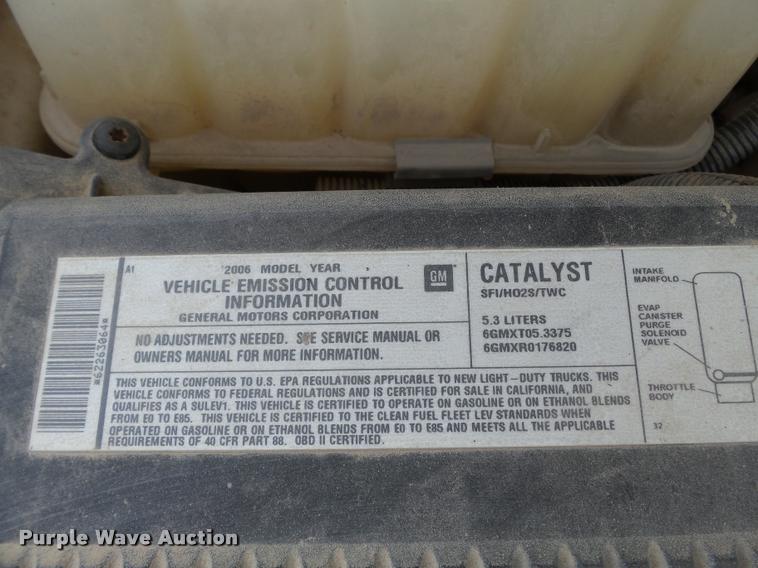 image for item K3271 2006 Chevrolet Silverado 1500 Ext. Cab pickup truck