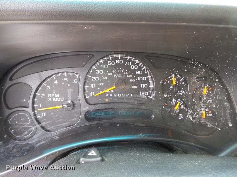 image for item K3271 2006 Chevrolet Silverado 1500 Ext. Cab pickup truck