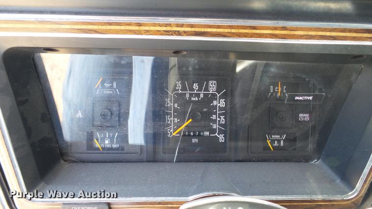 image for item K4950 1991 Ford Econoline E350 ambulance