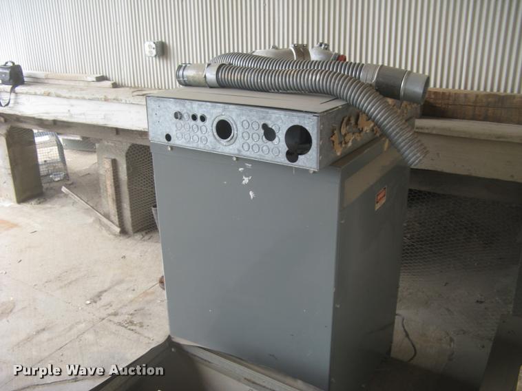 image for item L2334 Marathon Electric Magna One synchronous AC generator