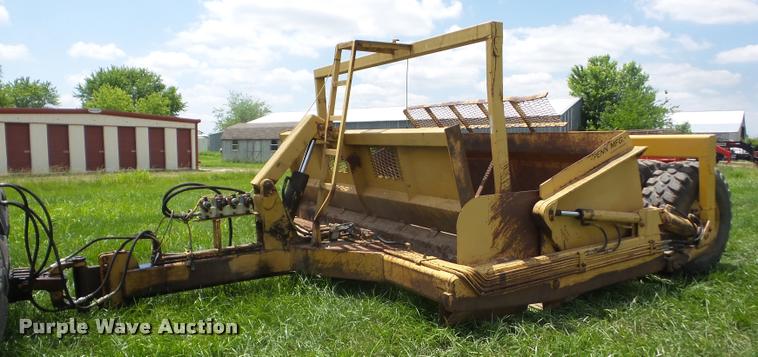 image for item BI9689 Penn scraper