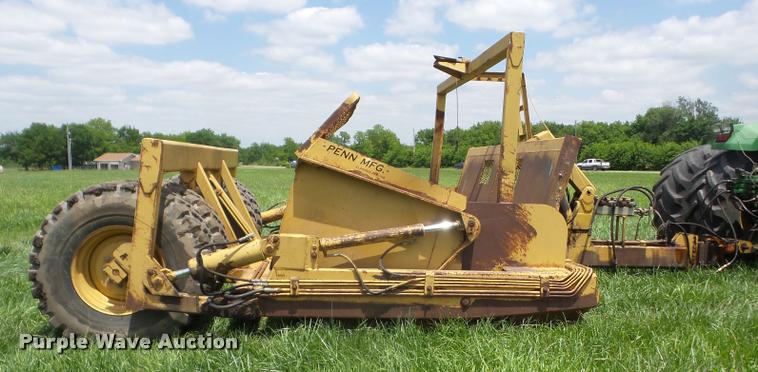 image for item BI9689 Penn scraper