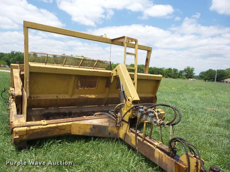 image for item BI9689 Penn scraper