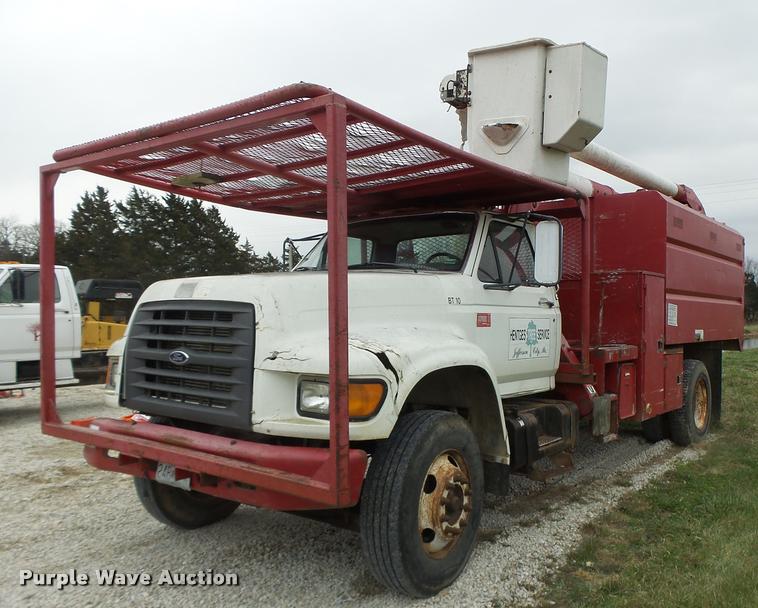image for item DA3395 1998 Ford F800 bucket truck