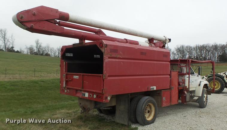 image for item DA3395 1998 Ford F800 bucket truck