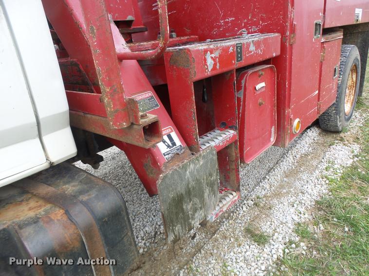 image for item DA3395 1998 Ford F800 bucket truck