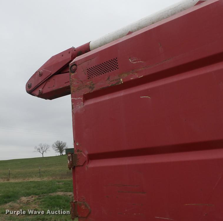 image for item DA3395 1998 Ford F800 bucket truck