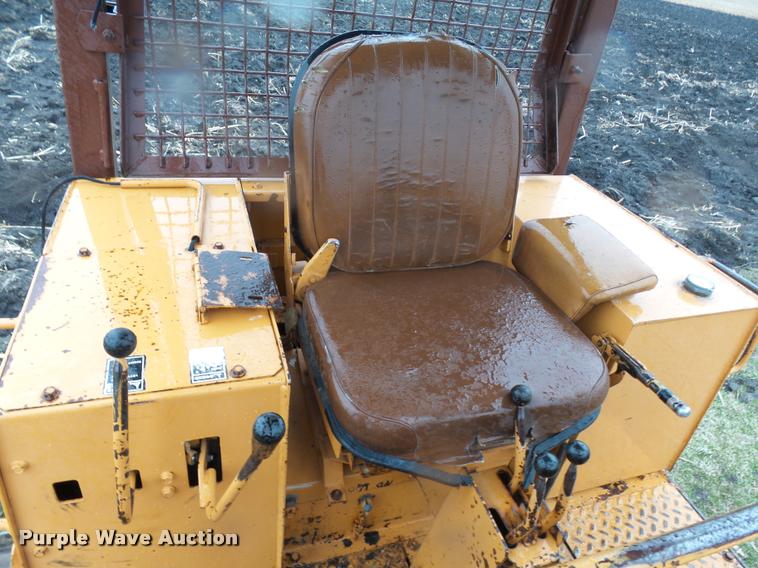 image for item DA3534 1989 Case 850D dozer