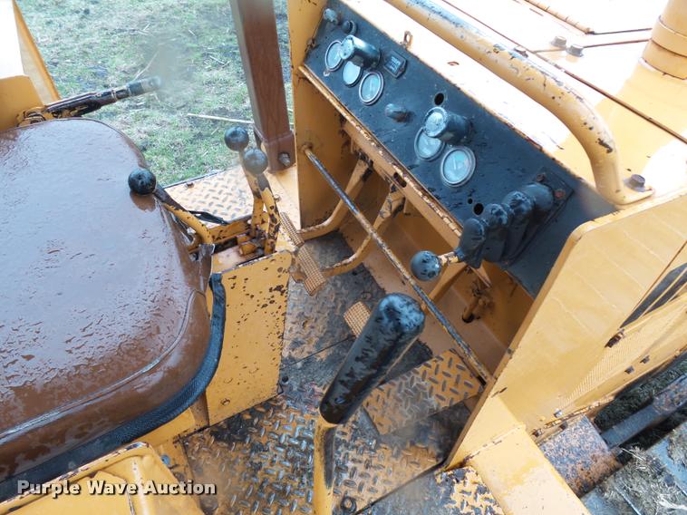 image for item DA3534 1989 Case 850D dozer