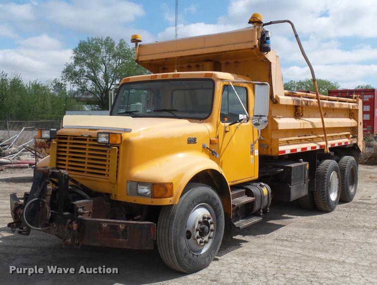 image for item DA4929 1998 International 4900 dump truck