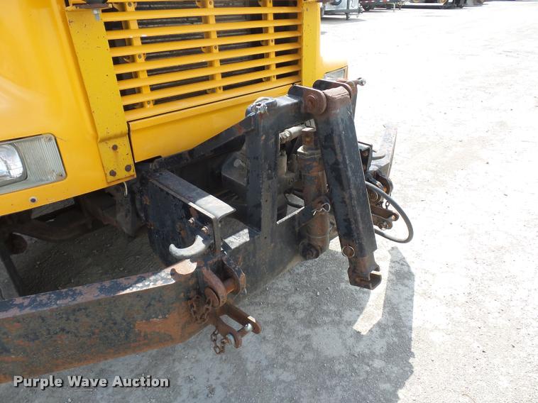 image for item DA4929 1998 International 4900 dump truck