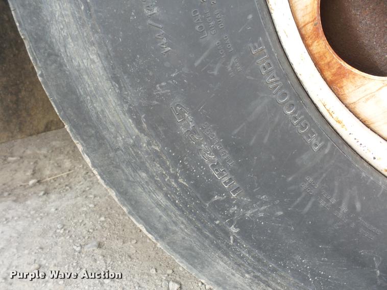 image for item DA4929 1998 International 4900 dump truck