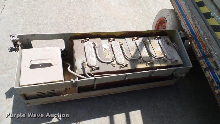 image for item DA6185 Sky Jack SJII 3220 scissor lift