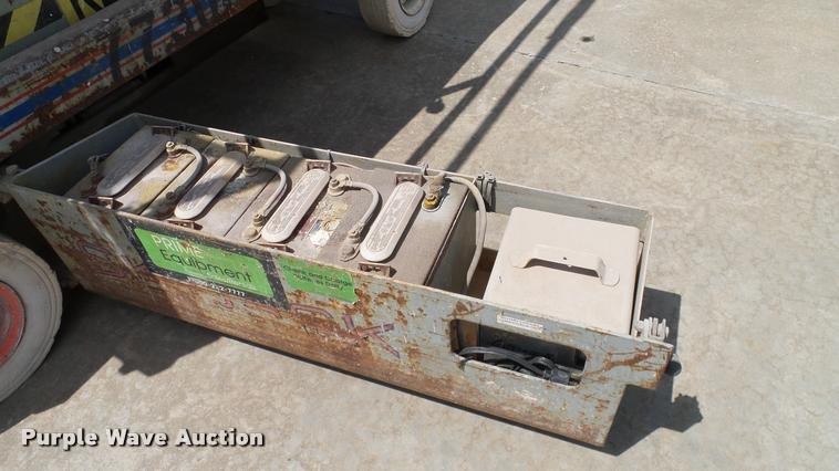 image for item DA6185 Sky Jack SJII 3220 scissor lift