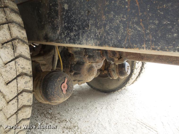 image for item DA6292 1992 International 4900 refuse truck