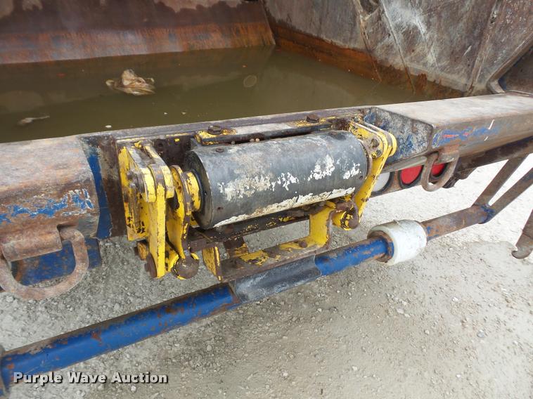 image for item DA6292 1992 International 4900 refuse truck