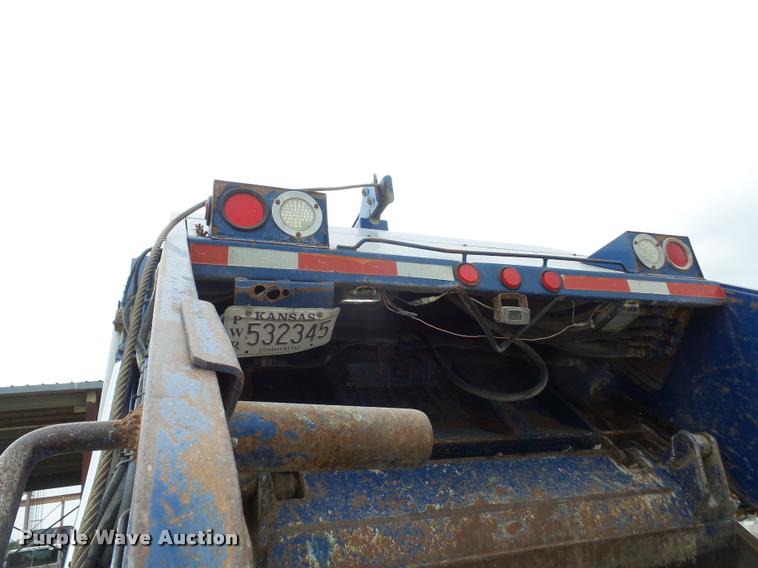 image for item DA6292 1992 International 4900 refuse truck