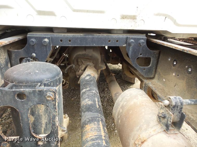 image for item DA6293 2004 International DuraStar 4300 truck chassis