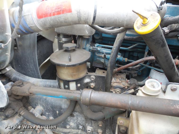 image for item DA6293 2004 International DuraStar 4300 truck chassis