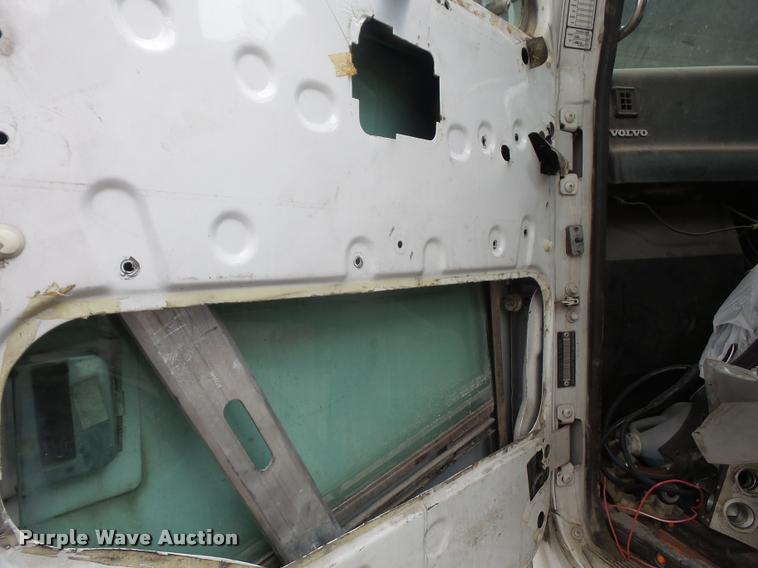 image for item DA6294 1999 Volvo Autocar WXR refuse truck