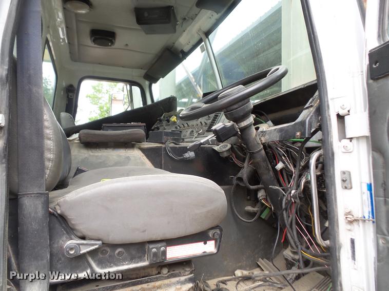 image for item DA6294 1999 Volvo Autocar WXR refuse truck