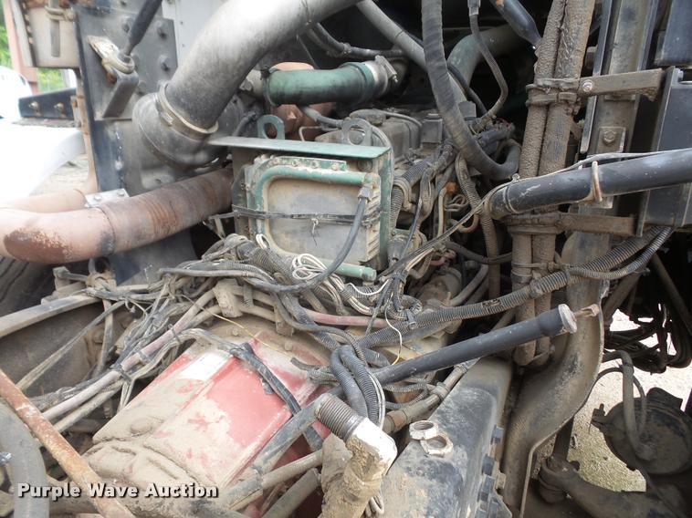 image for item DA6294 1999 Volvo Autocar WXR refuse truck