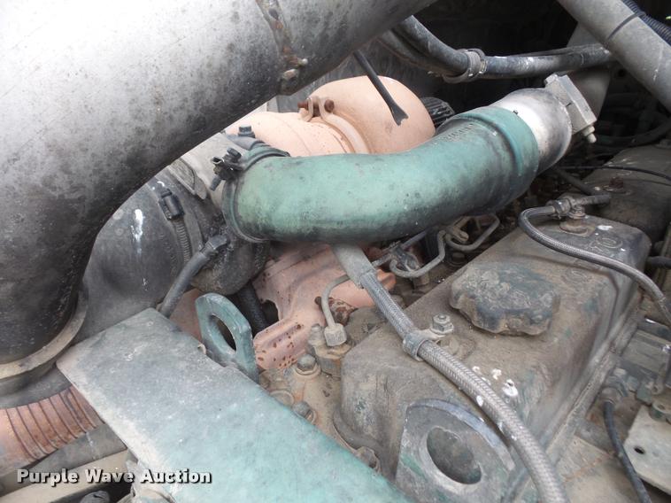 image for item DA6294 1999 Volvo Autocar WXR refuse truck