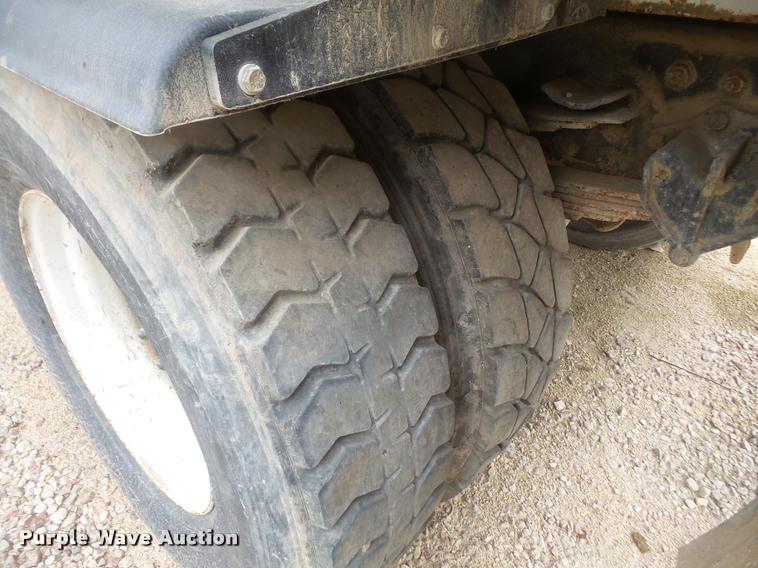 image for item DA6294 1999 Volvo Autocar WXR refuse truck